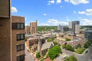 110 Bank St SE, Minneapolis, MN 55414 - Photo 39