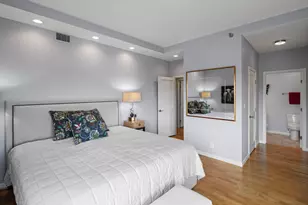110 Bank St SE, Minneapolis, MN 55414 - Photo 27