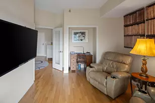 110 Bank St SE, Minneapolis, MN 55414 - Photo 35