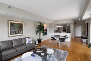 110 Bank St SE, Minneapolis, MN 55414 - Photo 15