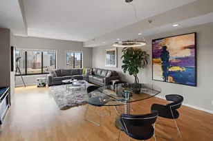 110 Bank St SE, Minneapolis, MN 55414 - Photo 11