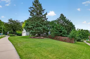 3010 Fox Valley Dr SW, Rochester, MN 55902 - Photo 55