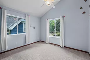 1776 Minnehaha Ave W, Saint Paul, MN 55104 - Photo 29