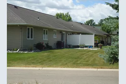 544 N 13th Avenue N, Moorhead, MN 56560 - Photo 3