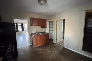 633 Parkway Dr, Saint Paul, MN 55106 - Photo 5