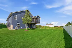 17854 Hamburg Ave, Lakeville, MN 55044 - Photo 43