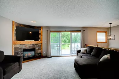 4793 Grenwich Road N, Oakdale, MN 55128 - Photo 9