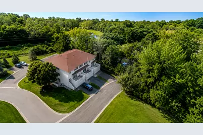 4793 Grenwich Road N, Oakdale, MN 55128 - Photo 3