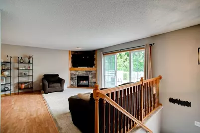 4793 Grenwich Road N, Oakdale, MN 55128 - Photo 7