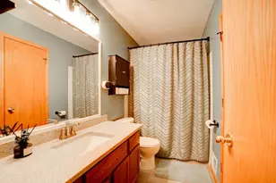 4793 Grenwich Rd N, Oakdale, MN 55128 - Photo 21