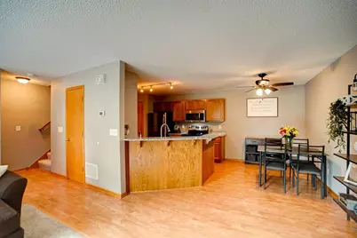 4793 Grenwich Road N, Oakdale, MN 55128 - Photo 11