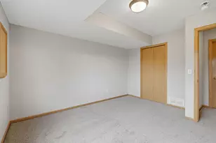 4104 Jarmann Ln, Shakopee, MN 55379 - Photo 13