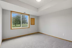 4104 Jarmann Ln, Shakopee, MN 55379 - Photo 13