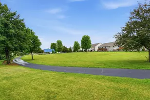 4104 Jarmann Ln, Shakopee, MN 55379 - Photo 21