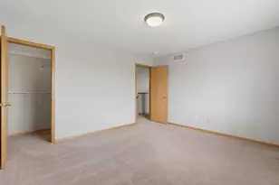 4104 Jarmann Ln, Shakopee, MN 55379 - Photo 15