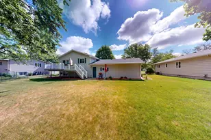 1825 Bayview Dr, Albert Lea, MN 56007 - Photo 23