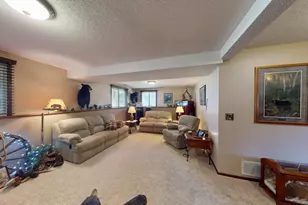 1825 Bayview Dr, Albert Lea, MN 56007 - Photo 11