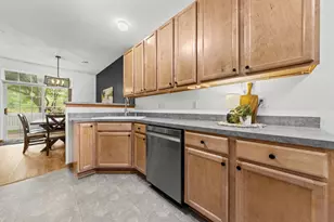 5020 Holly Ln N, Plymouth, MN 55446 - Photo 17
