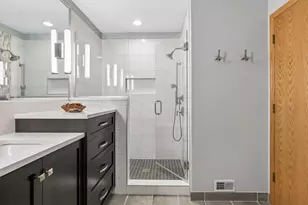 3430 Juliet Dr, Woodbury, MN 55125 - Photo 17