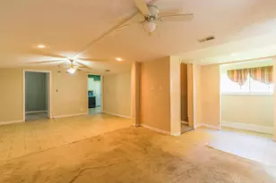 400 2nd St SE, Austin, MN 55912 - Photo 11
