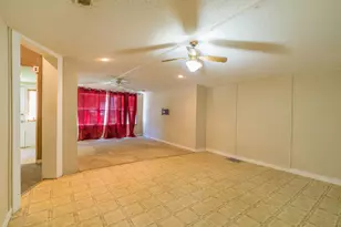 400 2nd St SE, Austin, MN 55912 - Photo 7