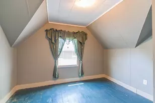 400 2nd St SE, Austin, MN 55912 - Photo 17