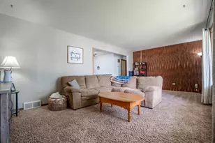 416 8th Ave, Madison, MN 56256 - Photo 5