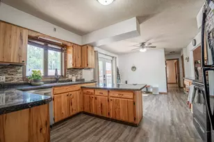 416 8th Ave, Madison, MN 56256 - Photo 9