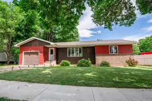 416 8th Ave, Madison, MN 56256 - Photo 1