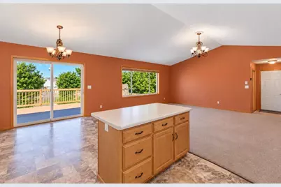 121 Shire Road N, Watkins, MN 55389 - Photo 7