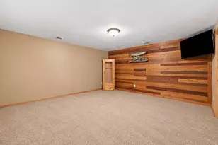 121 Shire Road N, Watkins, MN 55389 - Photo 17