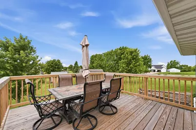 121 Shire Road N, Watkins, MN 55389 - Photo 25