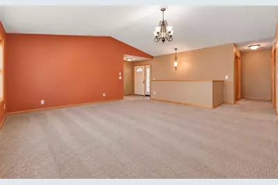 121 Shire Road N, Watkins, MN 55389 - Photo 5