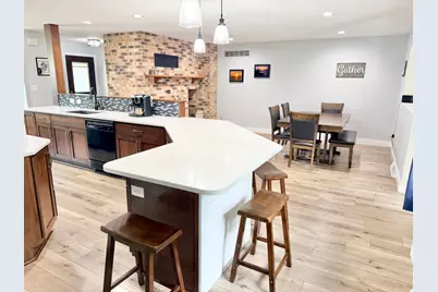437 Crescent Drive, Albert Lea, MN 56007 - Photo 11