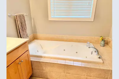 437 Crescent Drive, Albert Lea, MN 56007 - Photo 29