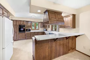 522 Shady Ridge Rd NW, Hutchinson, MN 55350 - Photo 7