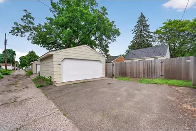 4247 Zenith Avenue N, Robbinsdale, MN 55422 - Photo 109