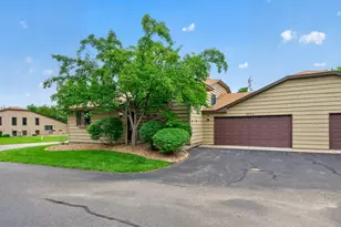 3984 Orchid Ln N, Plymouth, MN 55446 - Photo 29