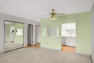 10501 Cedar Lake Rd, Hopkins, MN 55305 - Photo 9