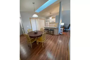 1060 Pondview Ct, Vadnais Heights, MN 55127 - Photo 9