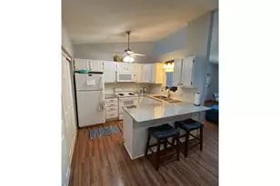 1060 Pondview Ct, Vadnais Heights, MN 55127 - Photo 11