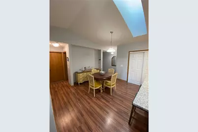 1060 Pond View Court, Vadnais Heights, MN 55127 - Photo 11