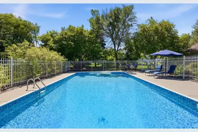8511 Cedar Court, Victoria, MN 55386 - Photo 5