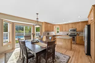 8511 Cedar Ct, Victoria, MN 55386 - Photo 7