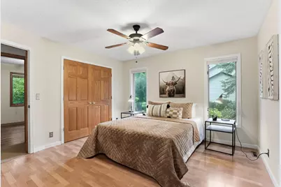 2287 Snowshoe Lane E, Maplewood, MN 55119 - Photo 15