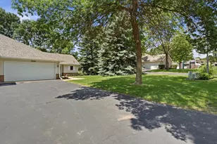 704 24th St SE, Willmar, MN 56201 - Photo 27