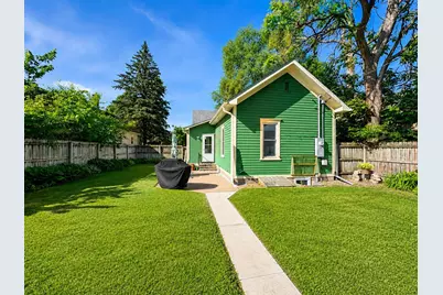 268 E King Street, Winona, MN 55987 - Photo 19