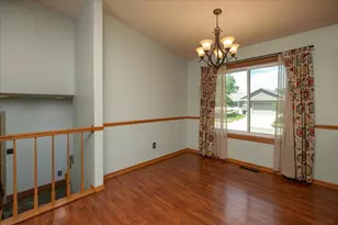 906 High Meadow Ln SW, Rochester, MN 55902 - Photo 11