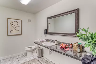 2207 Sheyenne Street, West Fargo, ND 58078 - Photo 9