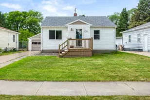 1215 13th St N, Moorhead, MN 56560 - Photo 1